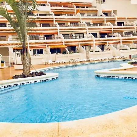 Playa Y Sol !!! Parking Y Wifi Gratis Appartamento