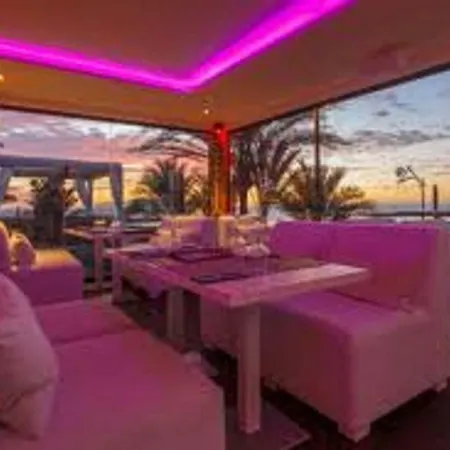 Playa Y Sol !!! Parking Y Wifi Gratis 아데제